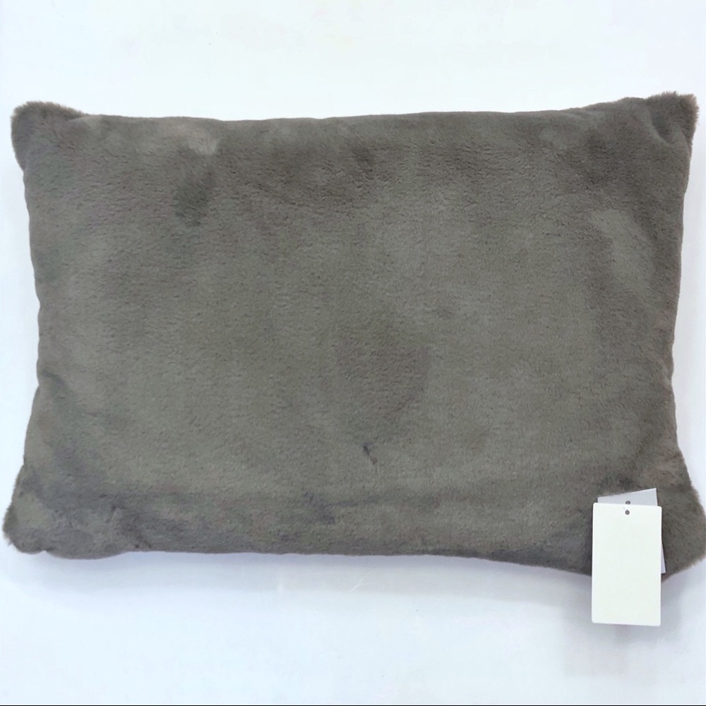 Nordstrom Gray Reversible Faux Fur Plush Pillow - Picture 4 of 8